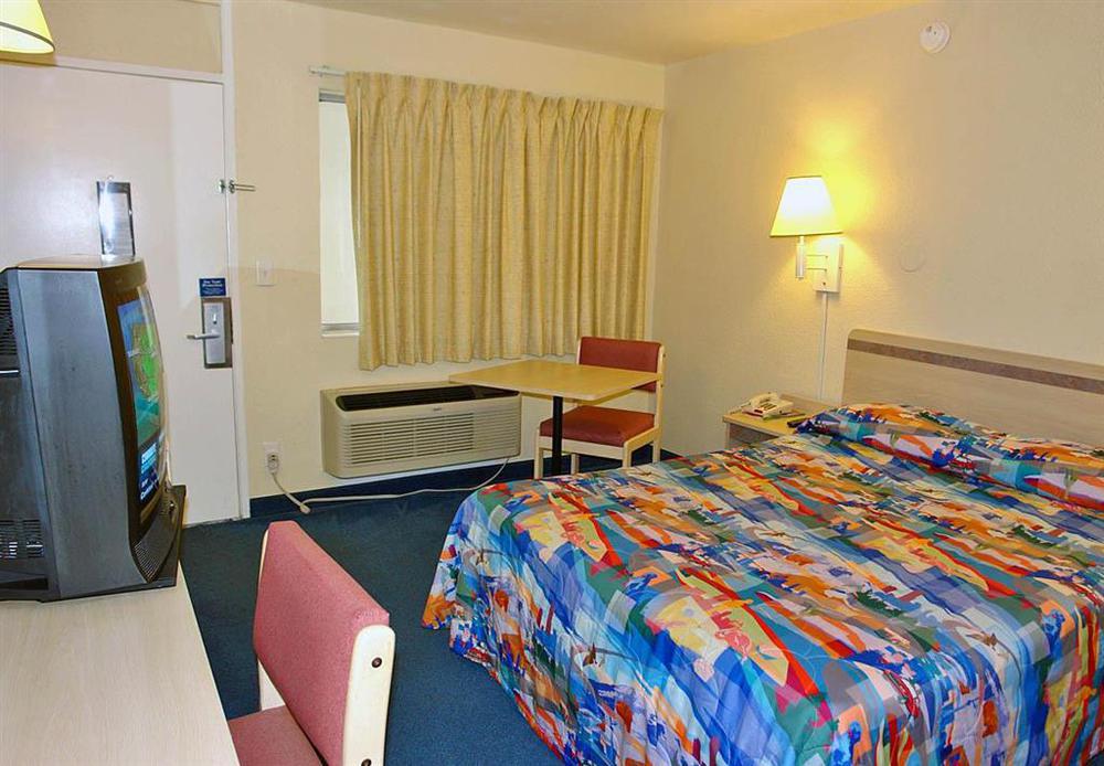 Motel 6-Carlsbad, Nm Rom bilde