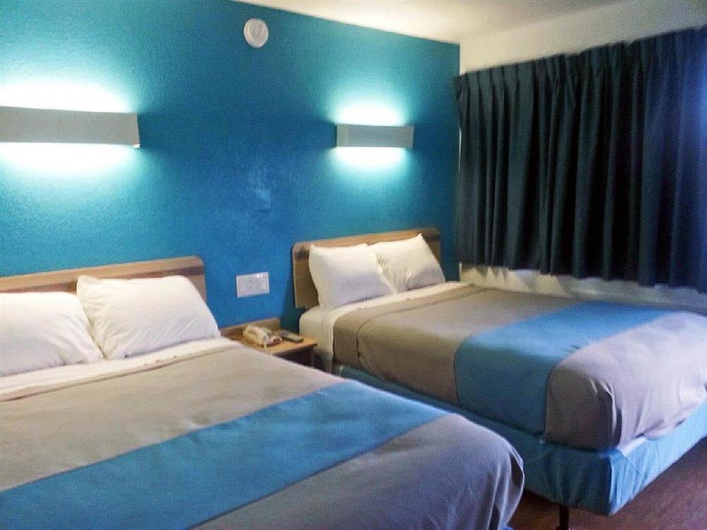 Motel 6-Carlsbad, Nm Rom bilde